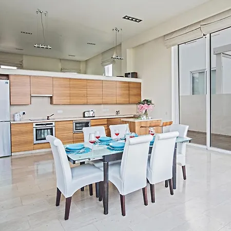 Picture Relaxing Beside Your Private Pool In Reading Your Favourite Book, 1271 פרוטאראס