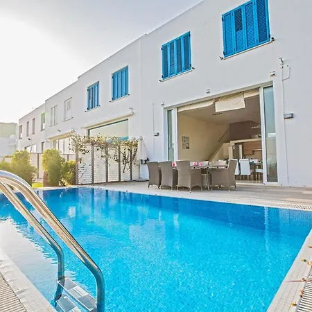 Willa Picture Relaxing Beside Your Private Pool In Reading Your Favourite Book, 1271 Protaras